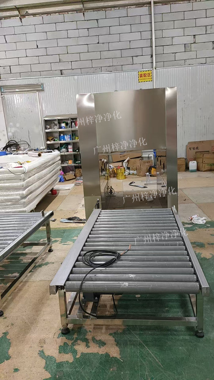 全自動(dòng)感應(yīng)輸送帶傳遞窗選擇與車間電源電壓匹配的電氣設(shè)備